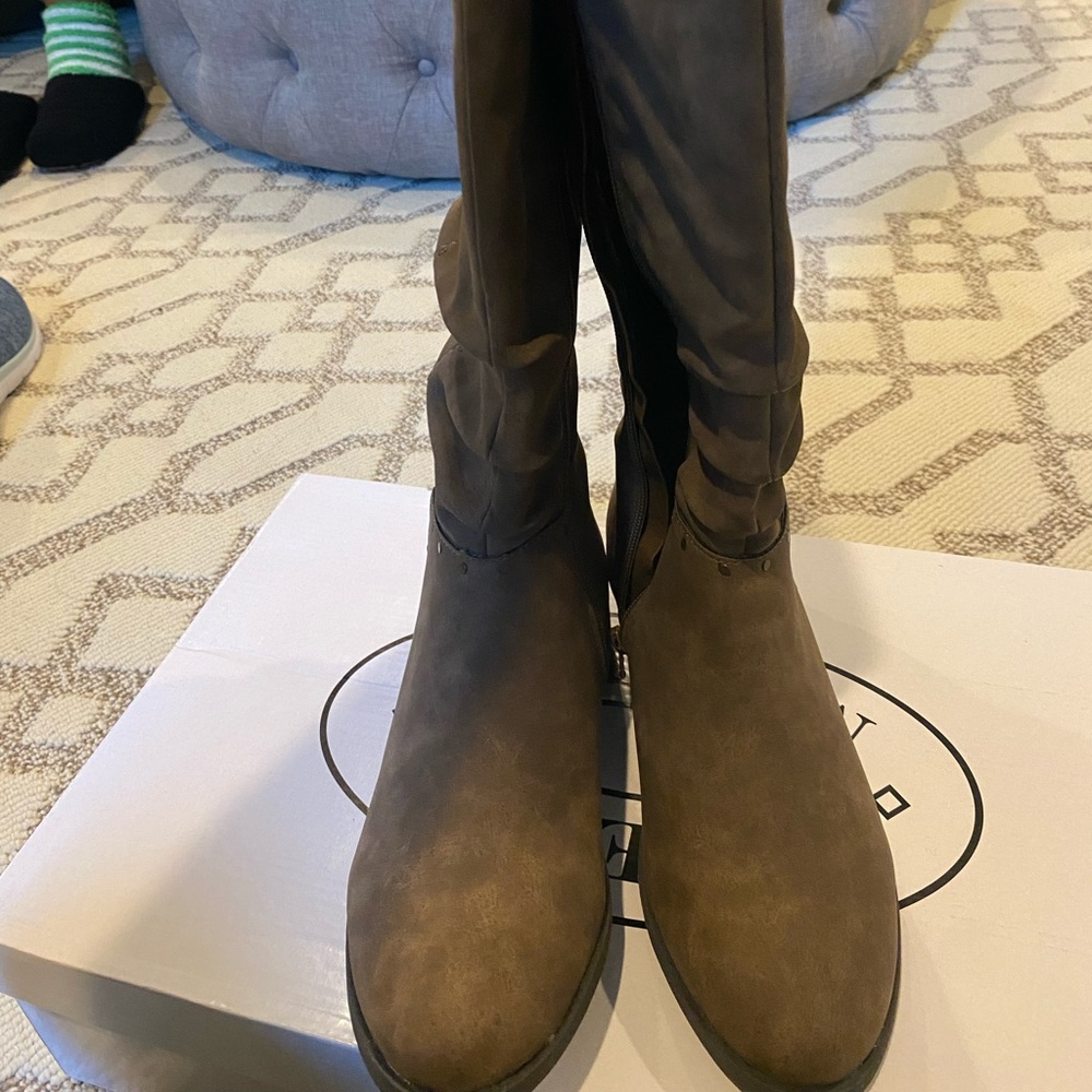 Steve Madden Girls Brown Boot - Picture 3 of 6